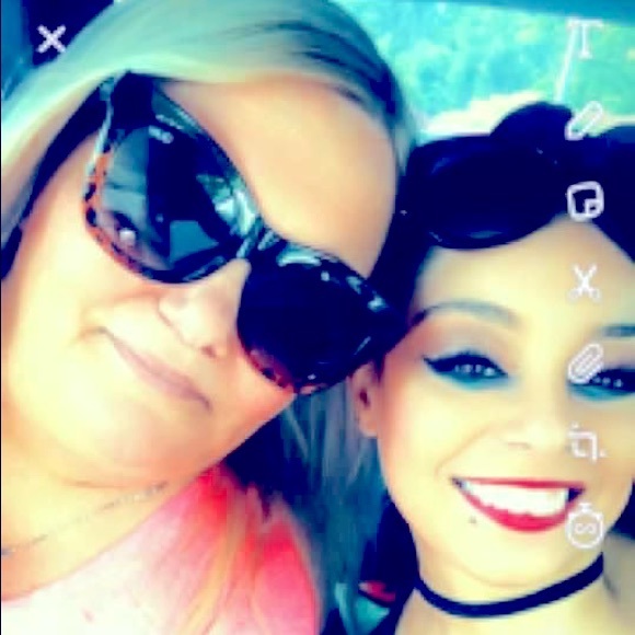 Meet your Posher, Johnny - Picture 1 of 1